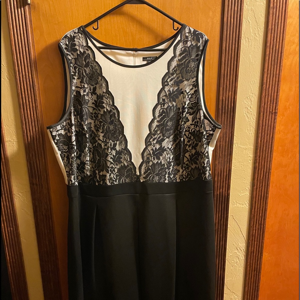 Black and white lace plus size dress